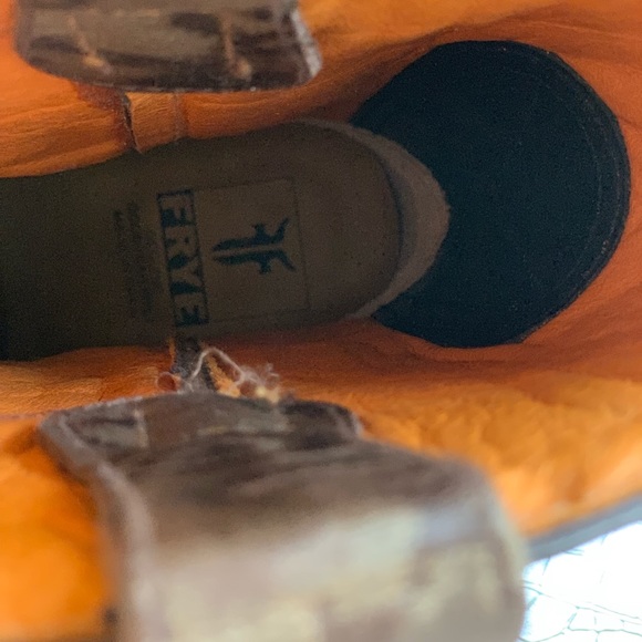 Frye - Cowboy Boots Daisy Dukes - Picture 4 of 5